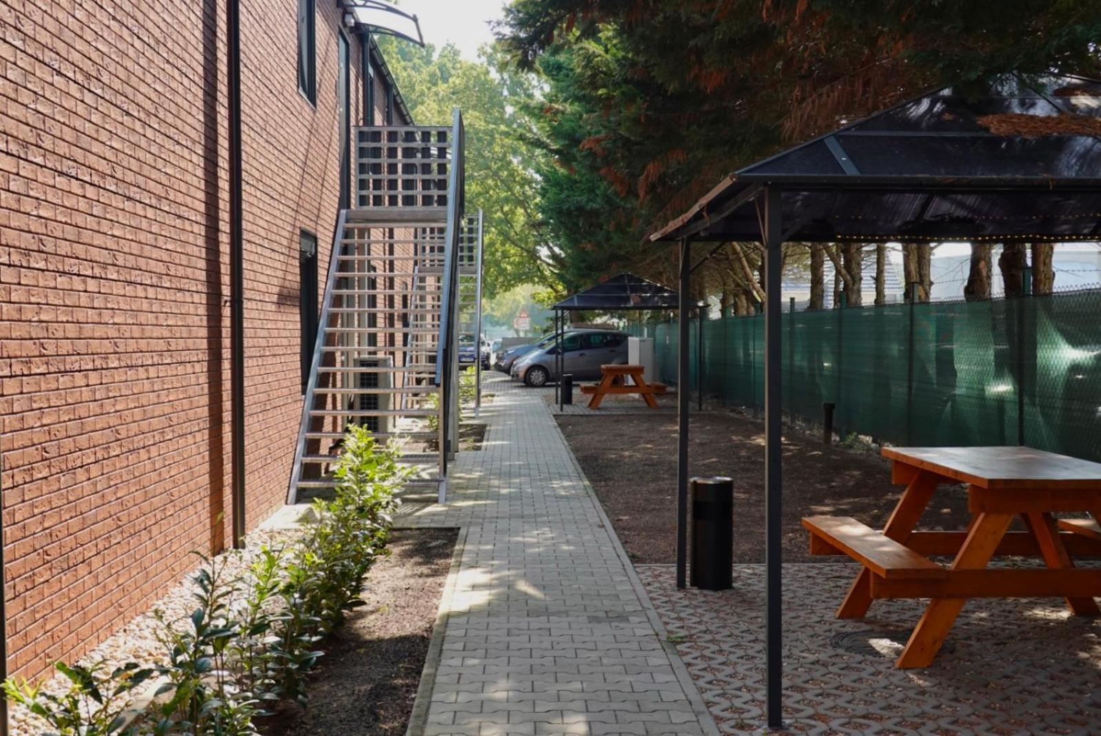 Comfort Housing Apartments Falkensee Exterior foto
